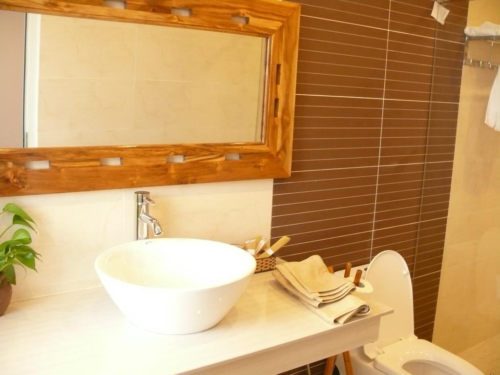 Rex Hotel & Apartment На Транг Екстериор снимка