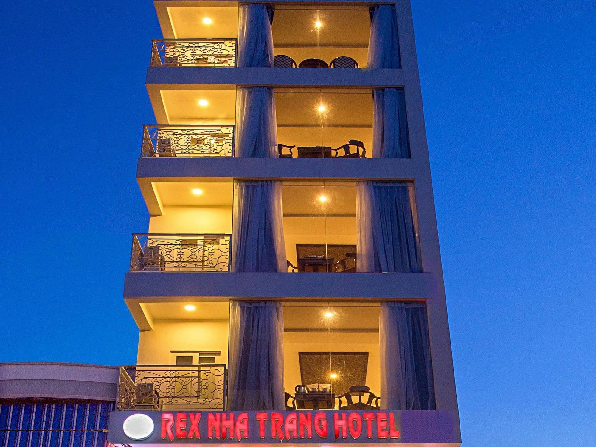 Rex Hotel & Apartment На Транг Екстериор снимка